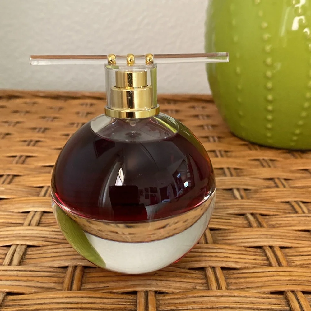 New Edu perfume Shanghai in original gift box - Picture 2 of 7